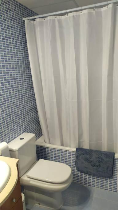 Apartamento Nuevo Con Piscina Y Amplio Balcon Sant Carlos de la Ràpita Esterno foto